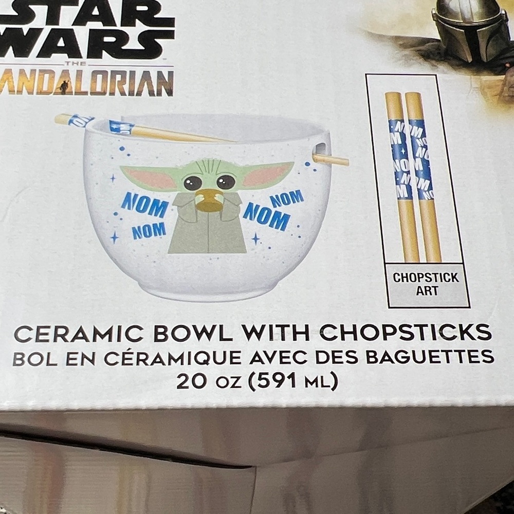 🥢Disney Star Wars The Mandelorian Baby Yoda Grogu Ceramic Bowl with Chopsticks - Picture 7 of 12